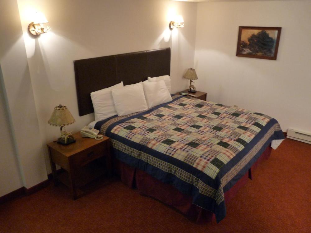 King Room interior